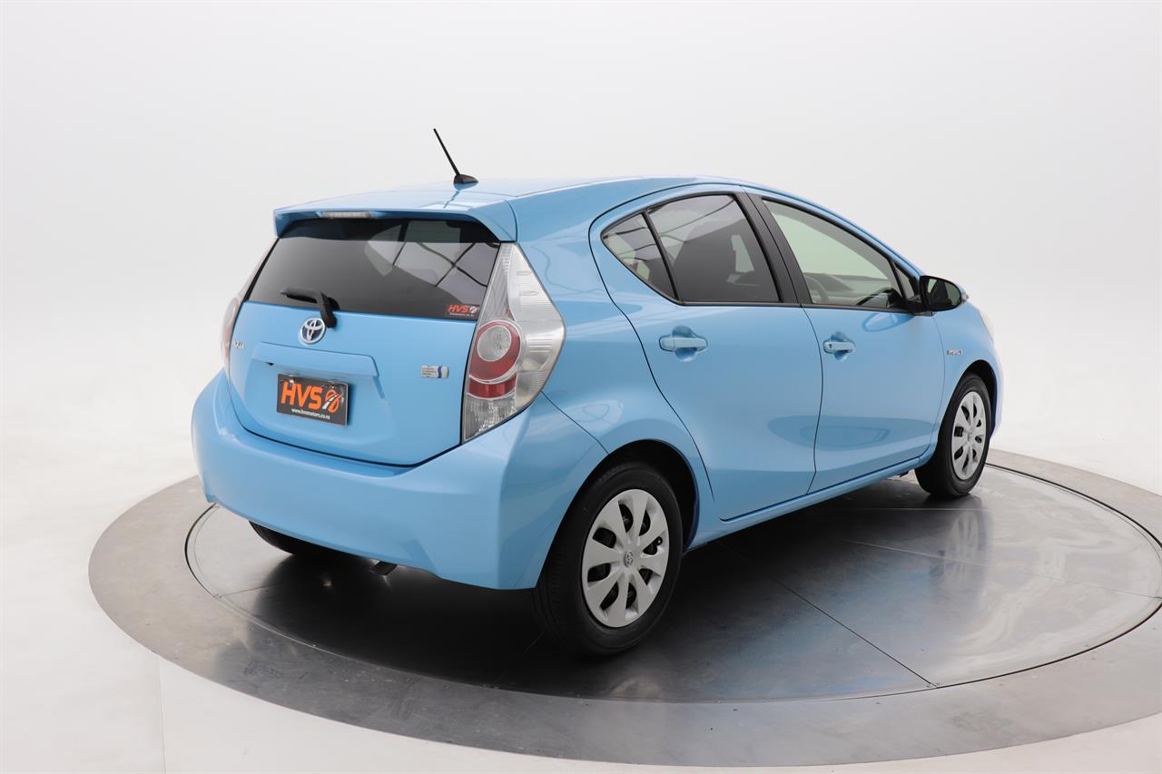 2013 Toyota Aqua