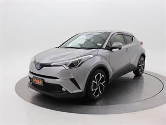 2017 Toyota C-HR - Thumbnail