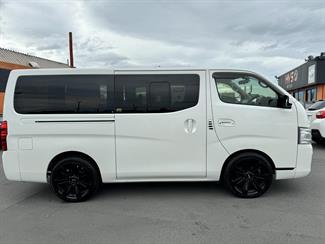 2017 Nissan Caravan - Thumbnail