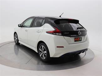 2020 Nissan Leaf - Thumbnail