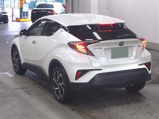 2018 Toyota C-HR - Thumbnail