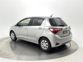 2019 Toyota Vitz - Thumbnail