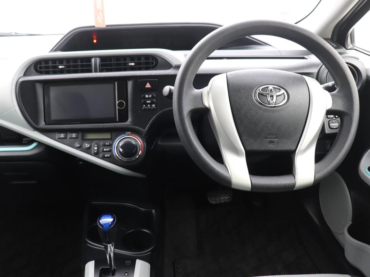 2013 Toyota Aqua