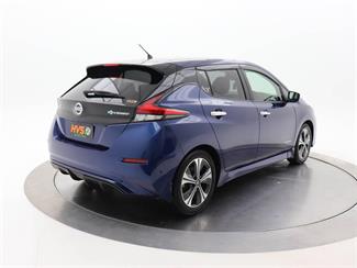 2019 Nissan Leaf - Thumbnail