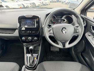 2014 Renault Clio - Thumbnail