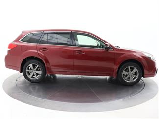 2013 Subaru OUTBACK 4WD - Thumbnail