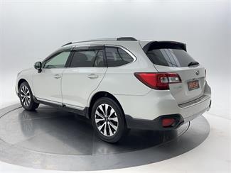 2015 Subaru Outback - Thumbnail