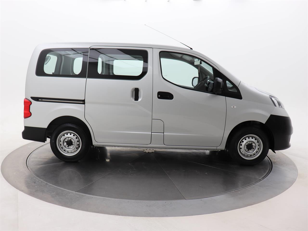 2021 Nissan NV200