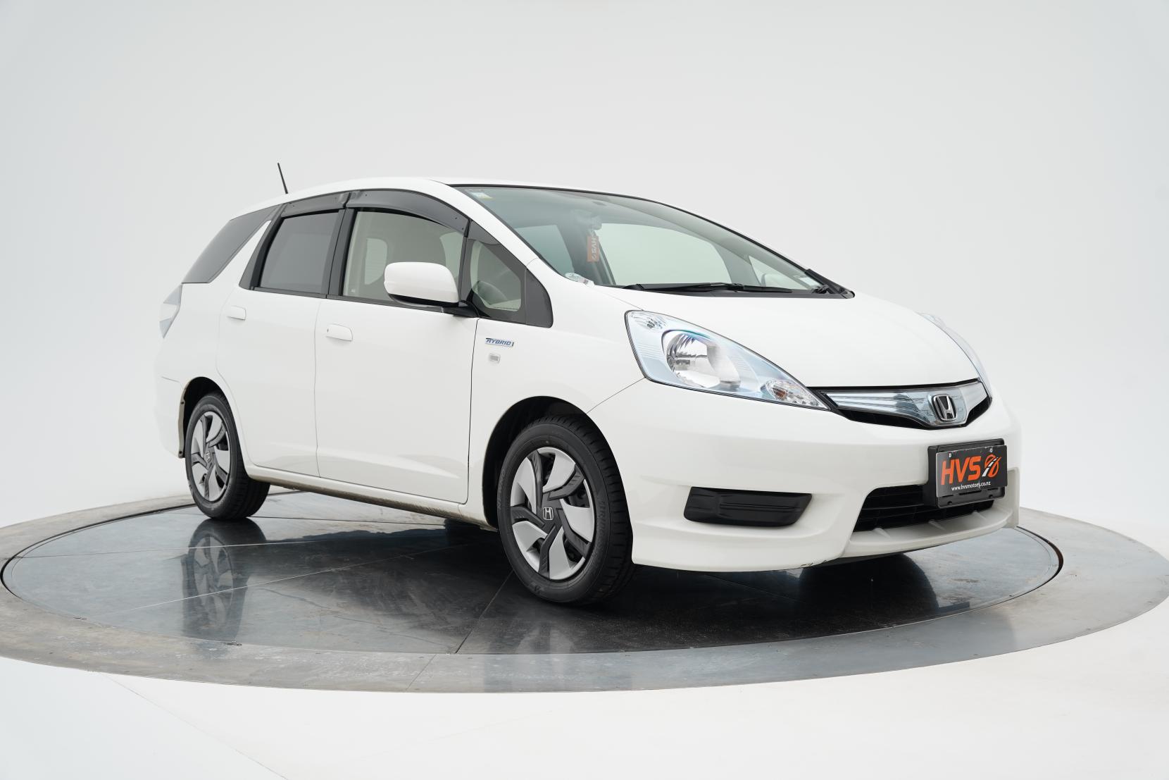 Honda Fit ARIA Shuttle Hybrid