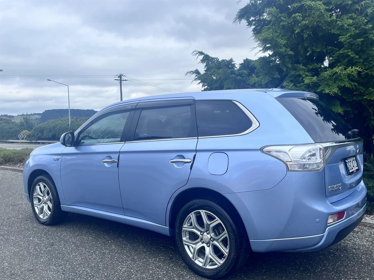 Mitsubishi Outlander 2.4 PHEV