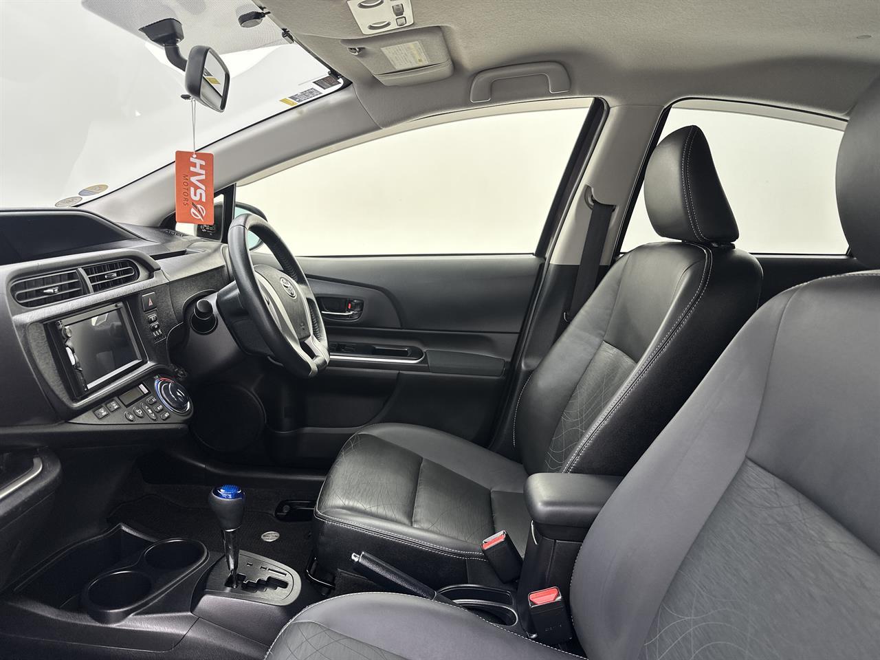 Toyota AQUA 1.5