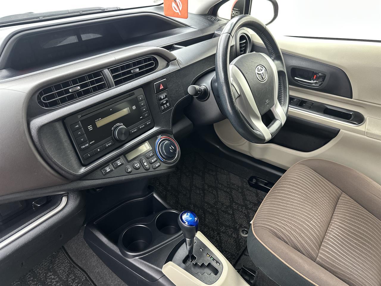 Toyota AQUA 1.5 G Push Start