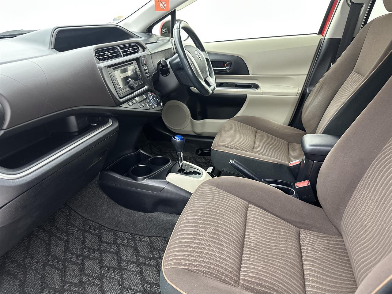 Toyota AQUA 1.5 G Push Start