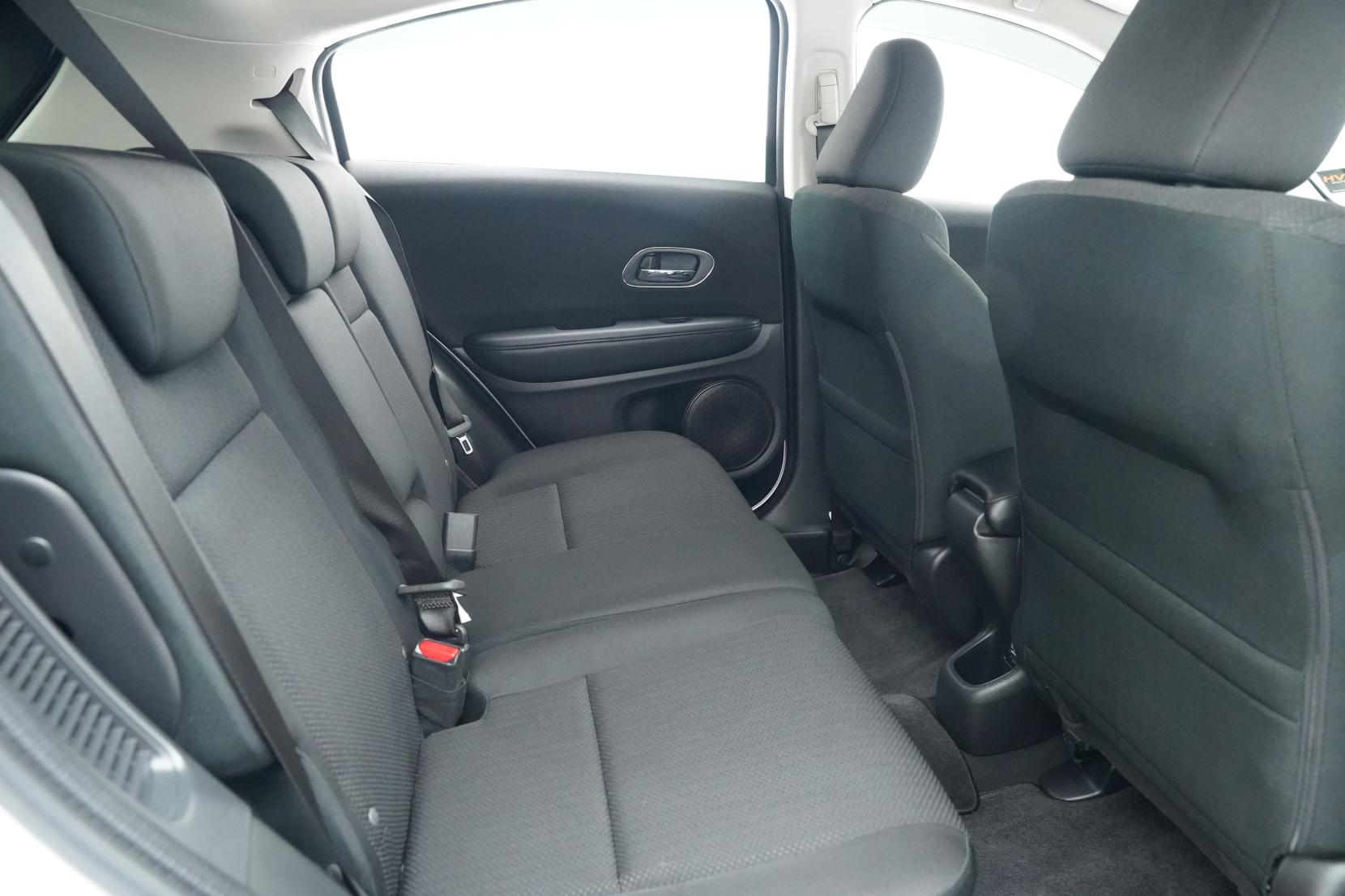 Honda Vezel 1.5 HYBRID HR-V Hybrid 4WD X