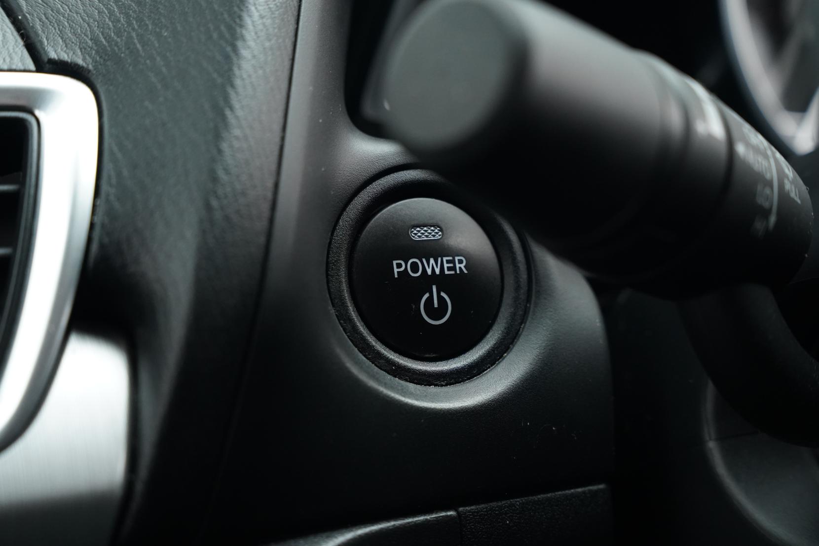 Mazda Axela HYBRID-S L PACKAGE