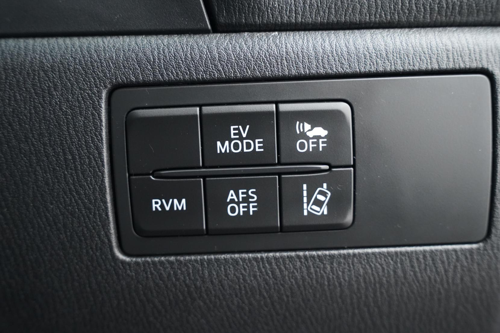 Mazda Axela HYBRID-S L PACKAGE