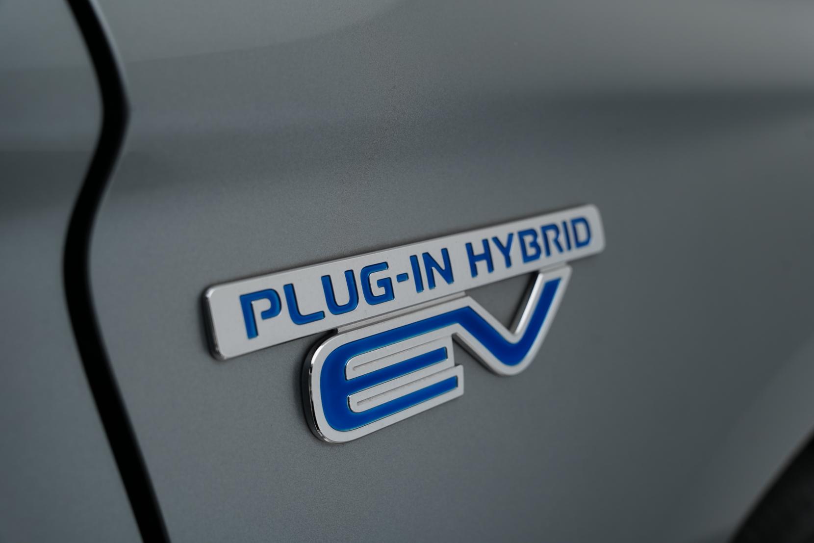 Mitsubishi Outlander 2.4 PHEV Phev G 4WD 