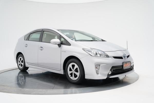 Toyota Prius 1.8 S