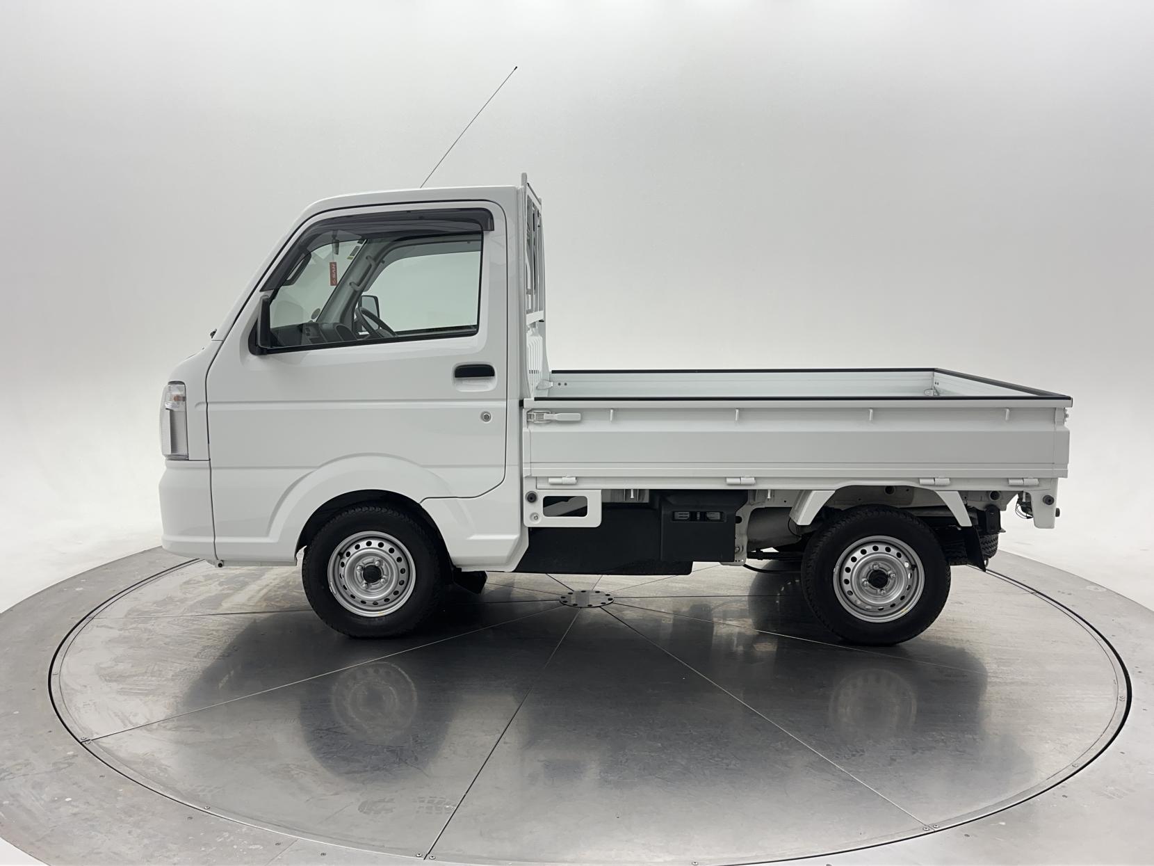 Suzuki Carry 4WD Manual 660cc