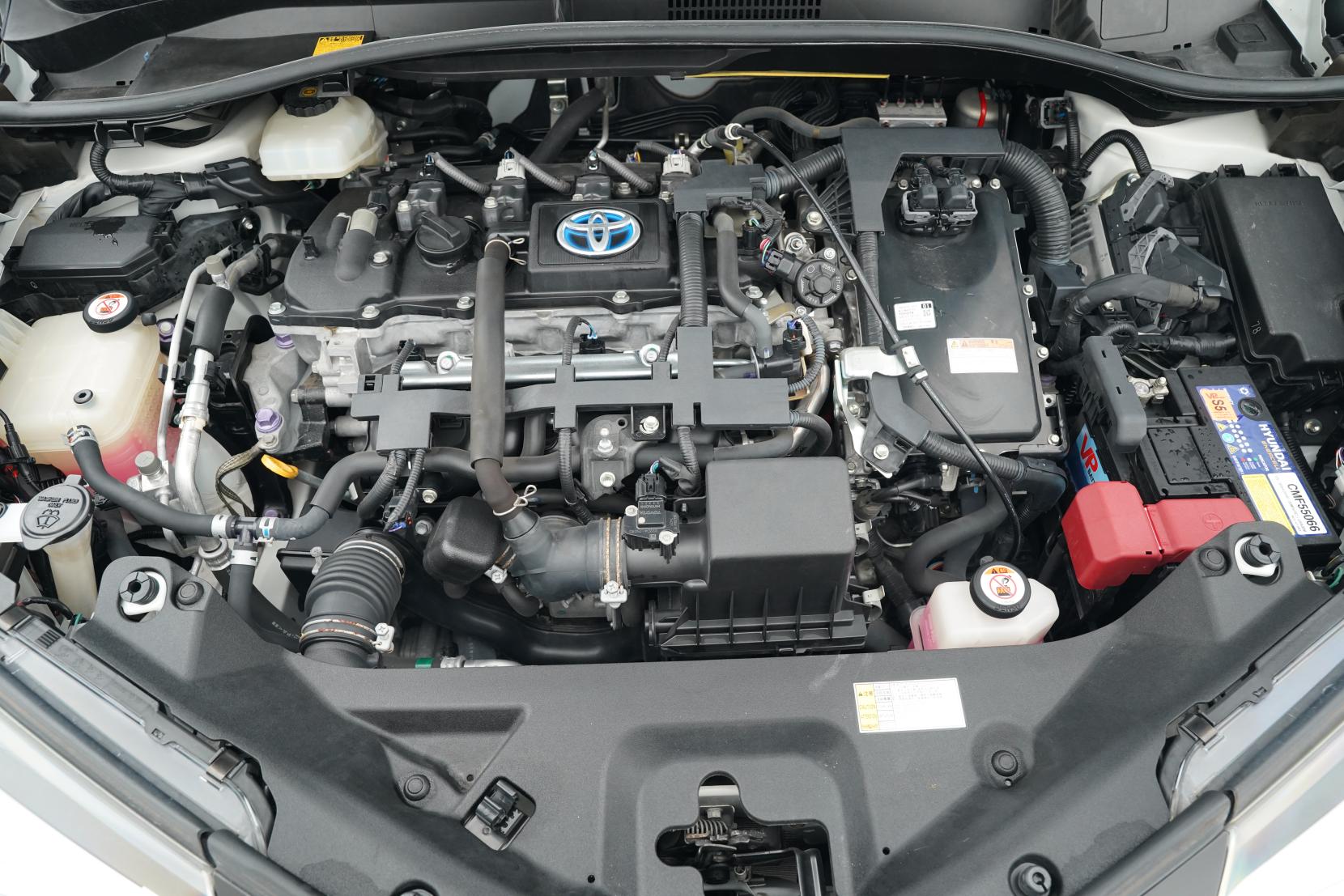 Toyota C-HR Hybrid S