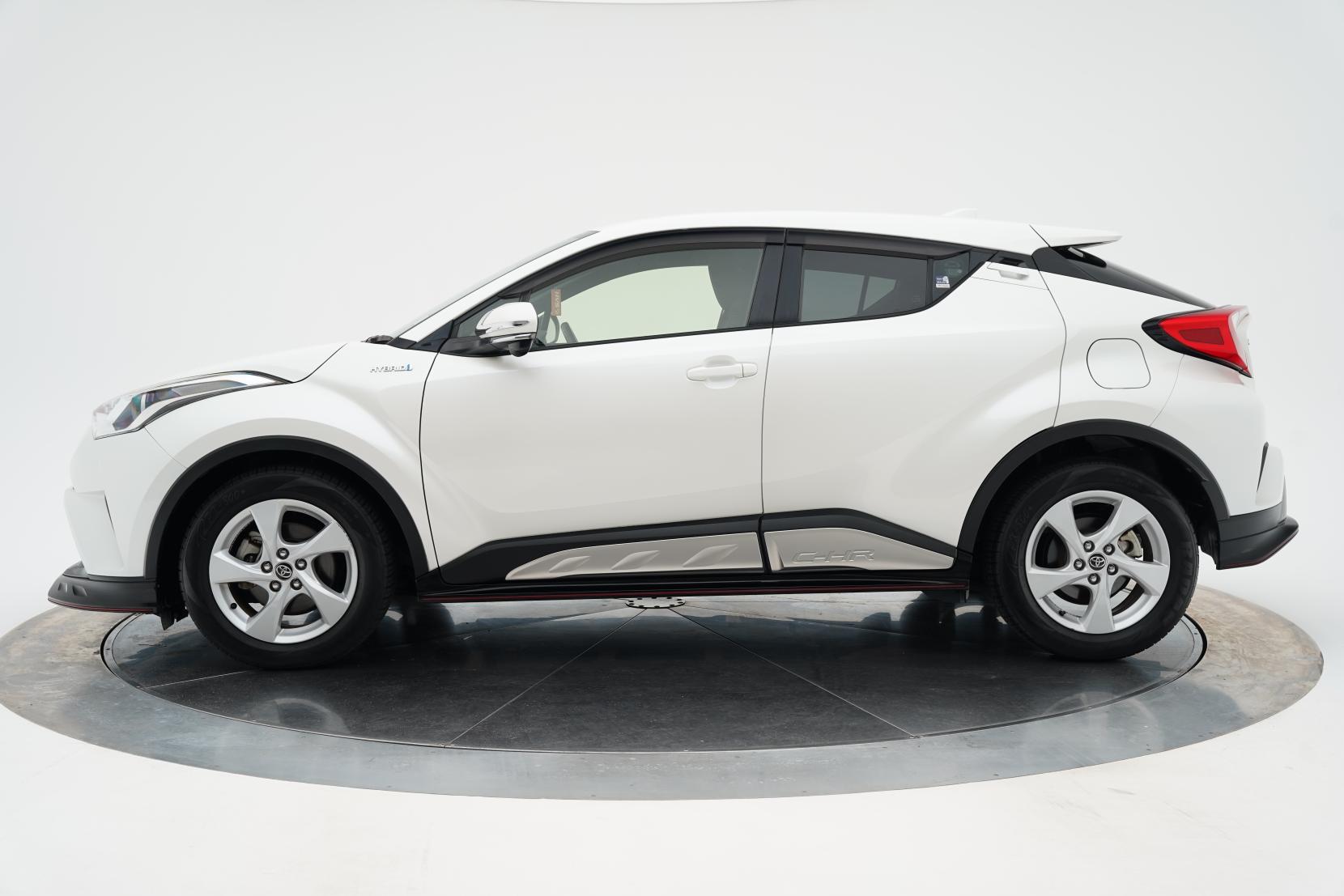 Toyota C-HR Hybrid S