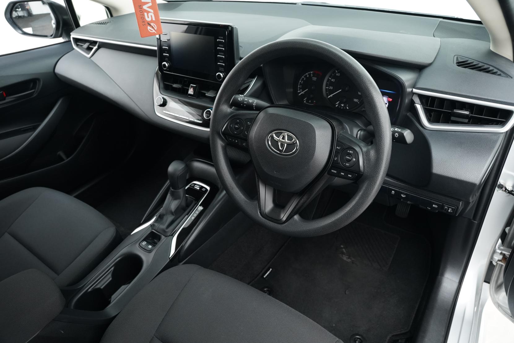 Toyota Corolla 1.8 WAGON HYBRID G-X 4WD