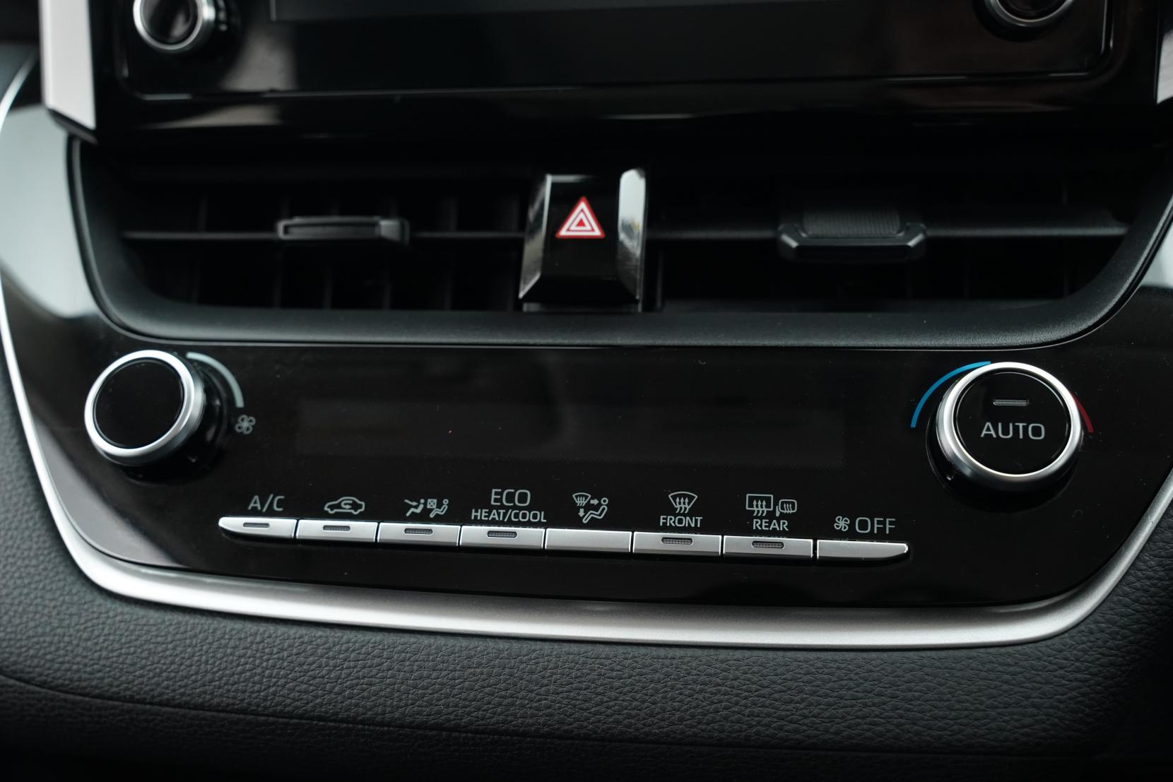 Toyota Corolla 1.8 WAGON HYBRID G-X 4WD