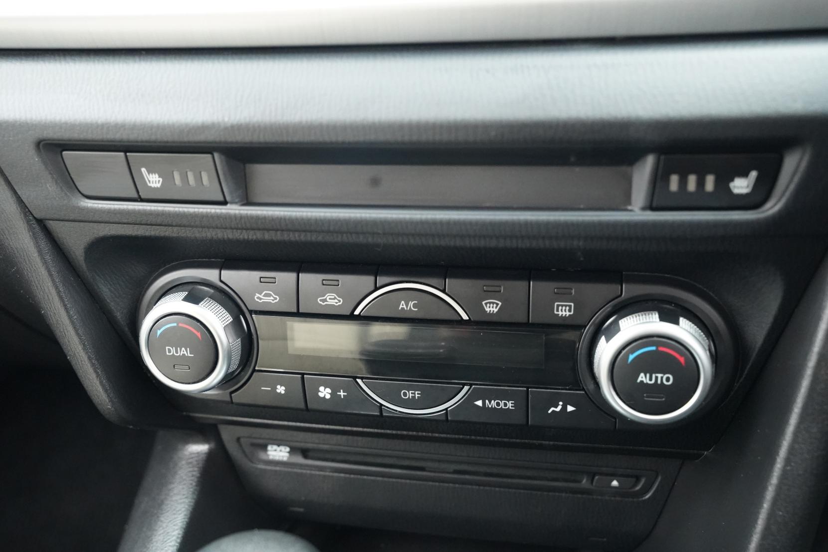 Mazda Axela 2.0