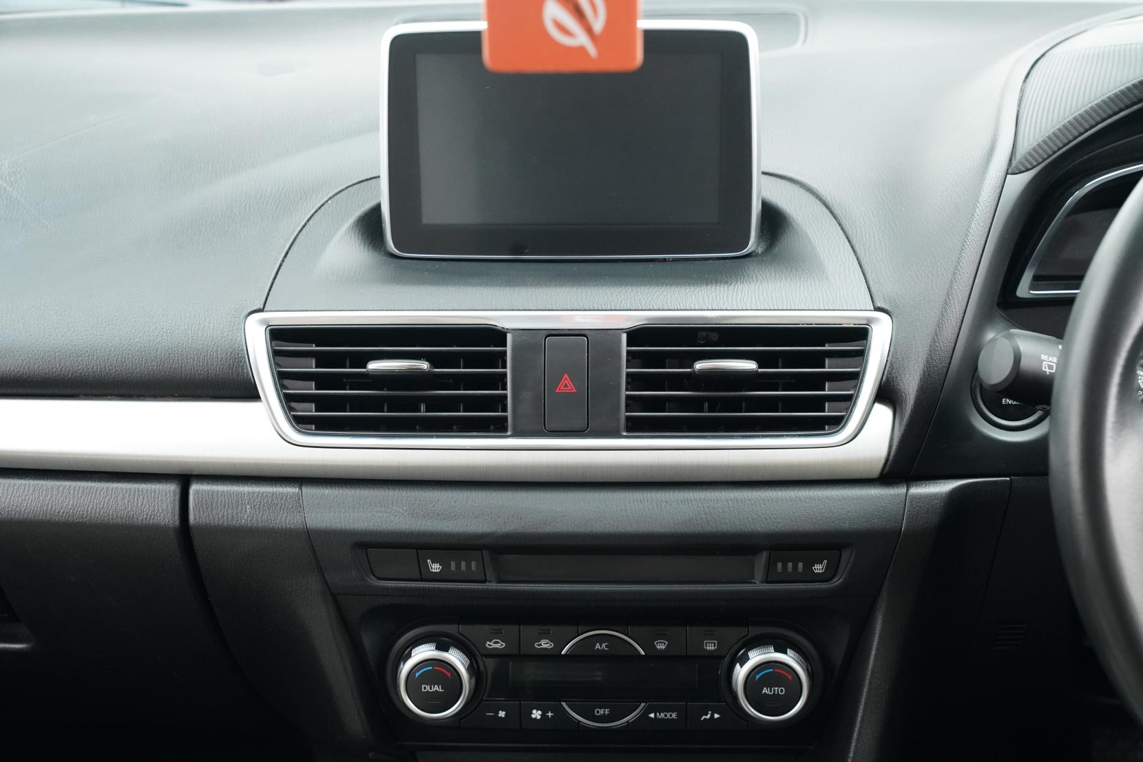Mazda Axela 2.0
