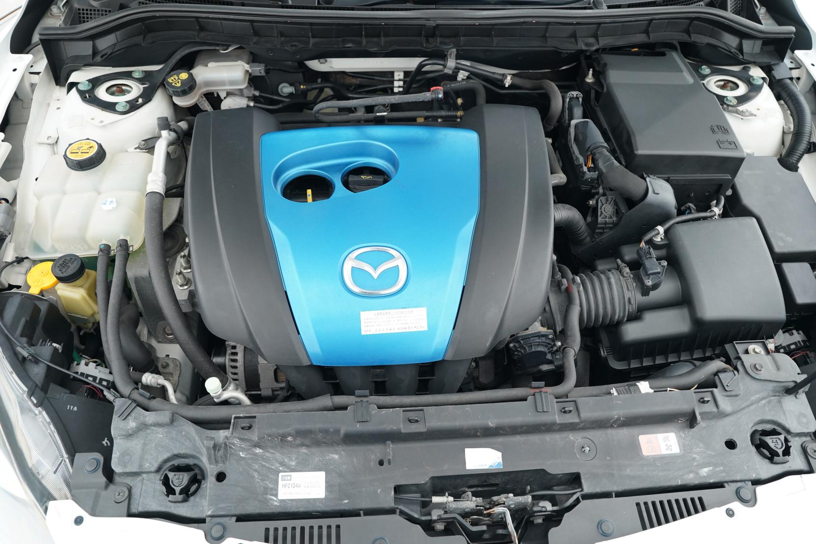 Mazda Axela Sport 20S Skyactiv
