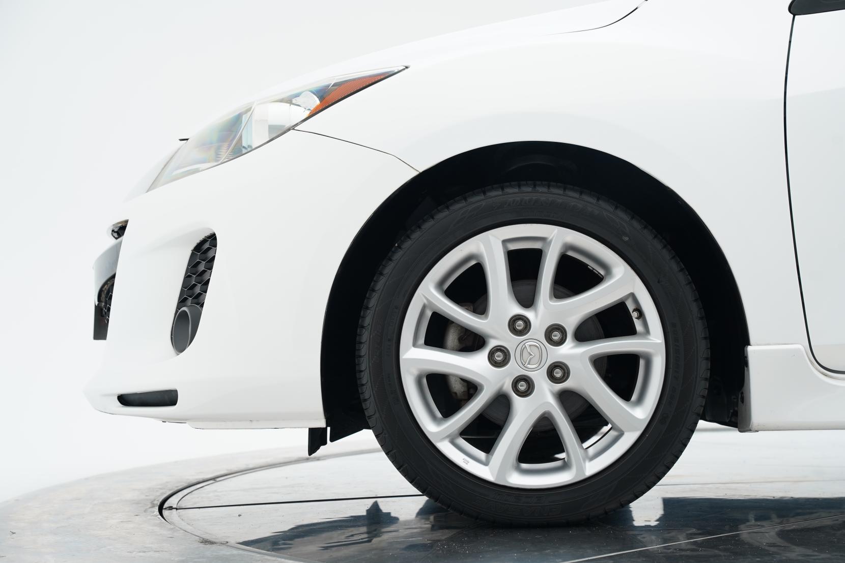 Mazda Axela Sport 20S Skyactiv