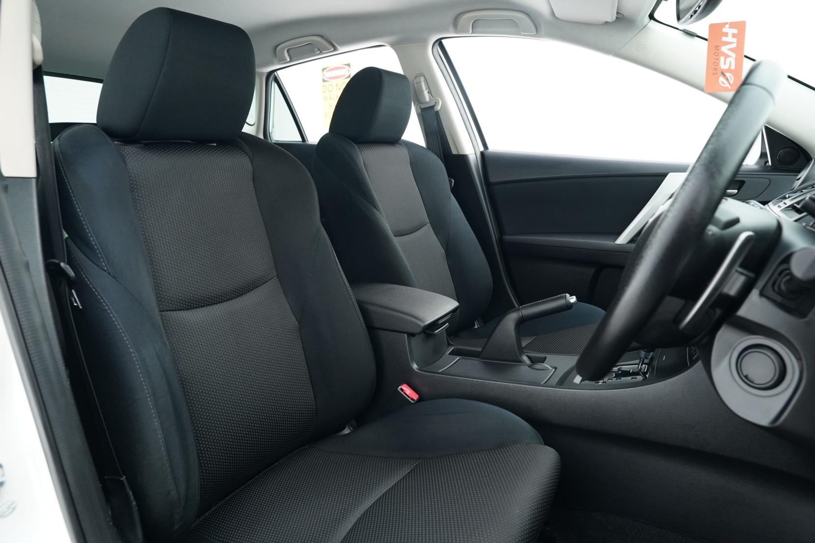 Mazda Axela Sport 20S Skyactiv