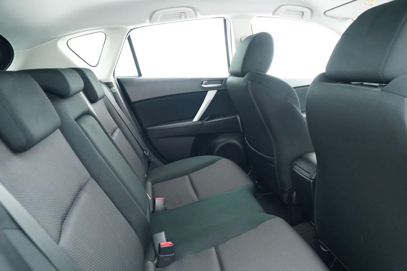 Mazda Axela Sport 20S Skyactiv