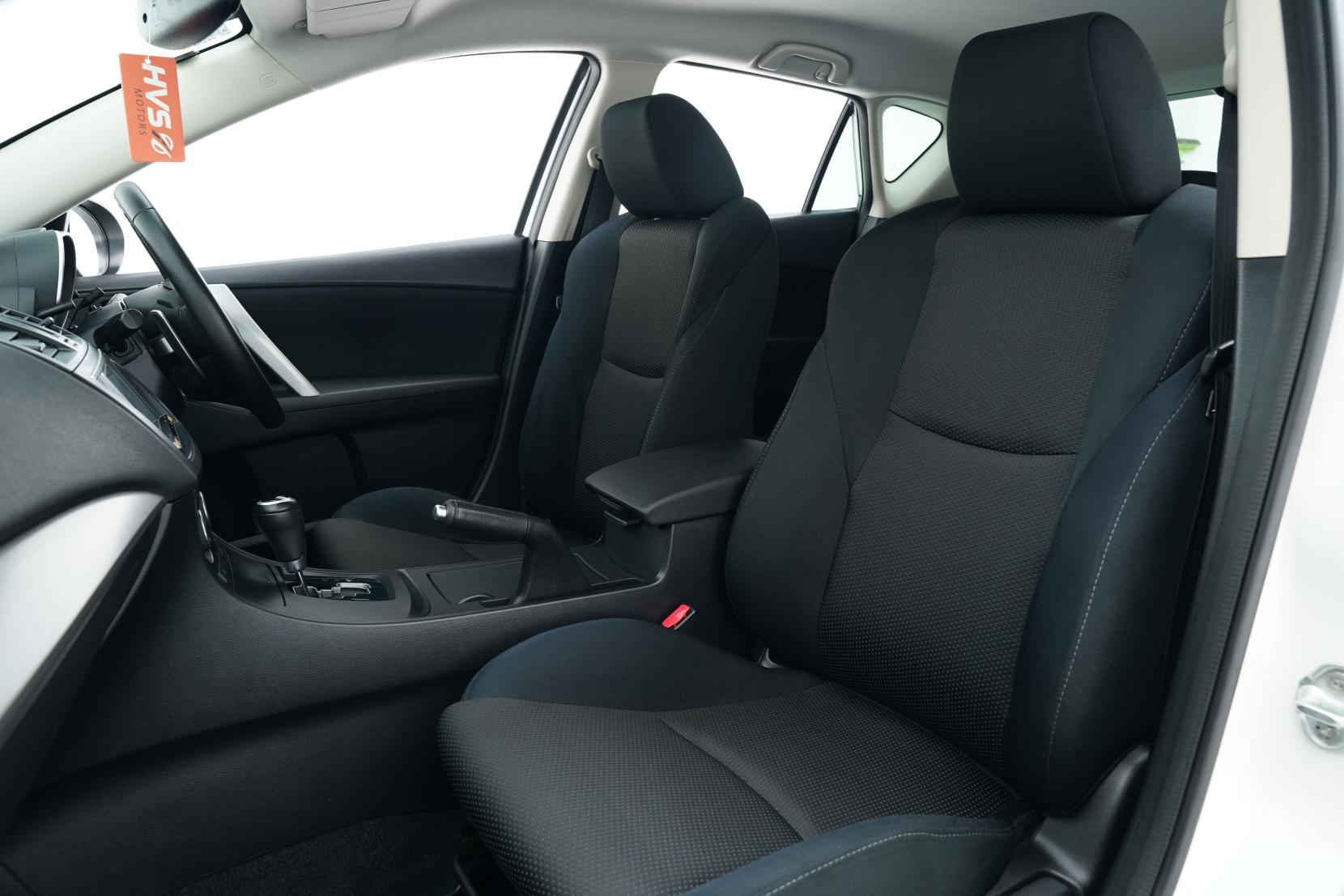 Mazda Axela Sport 20S Skyactiv