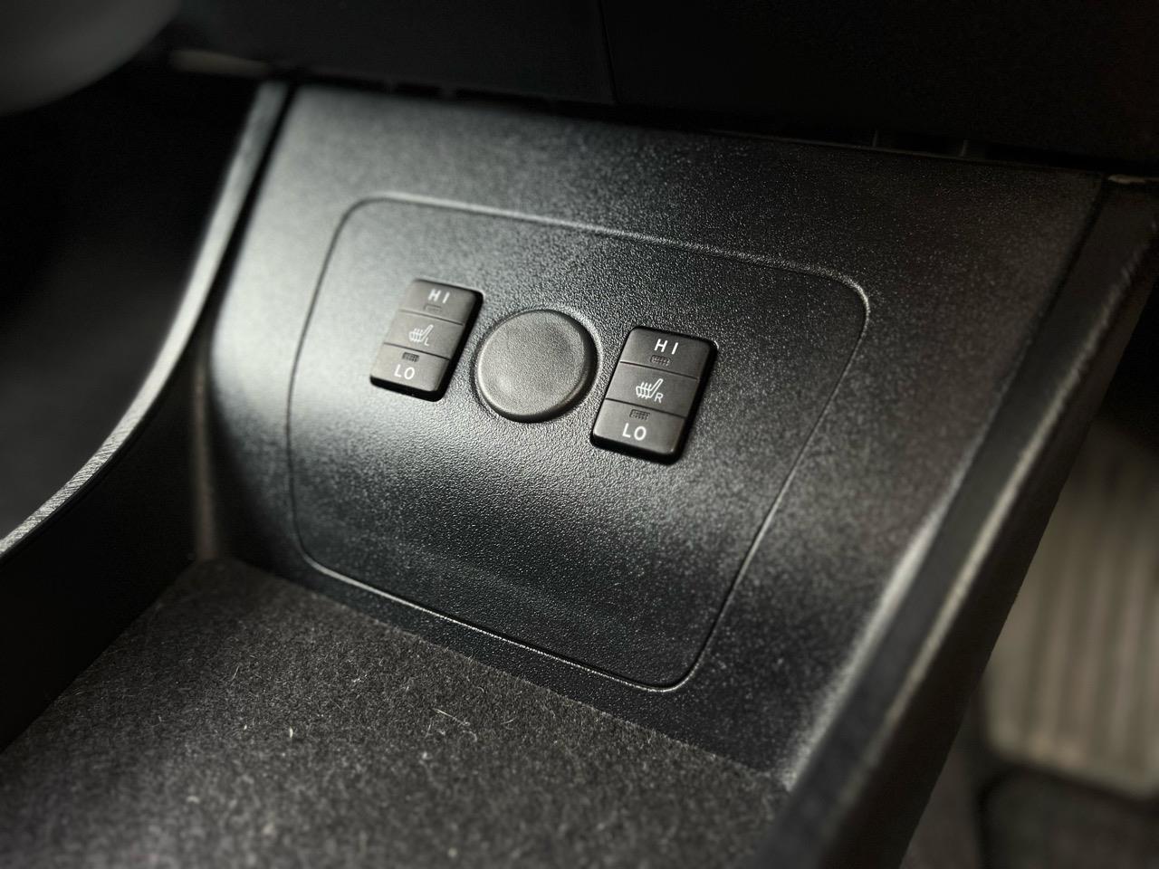 Toyota Prius 1.8 PHV G