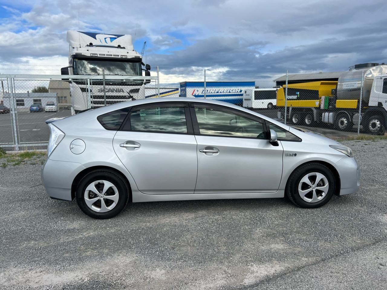 Toyota Prius 1.8 PHV G
