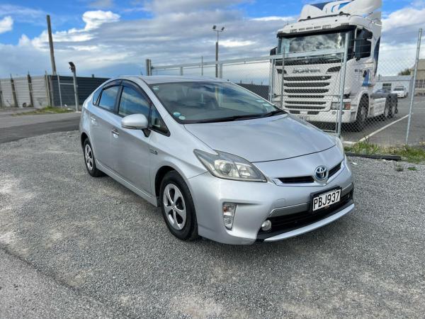 Toyota Prius 1.8 PHV G