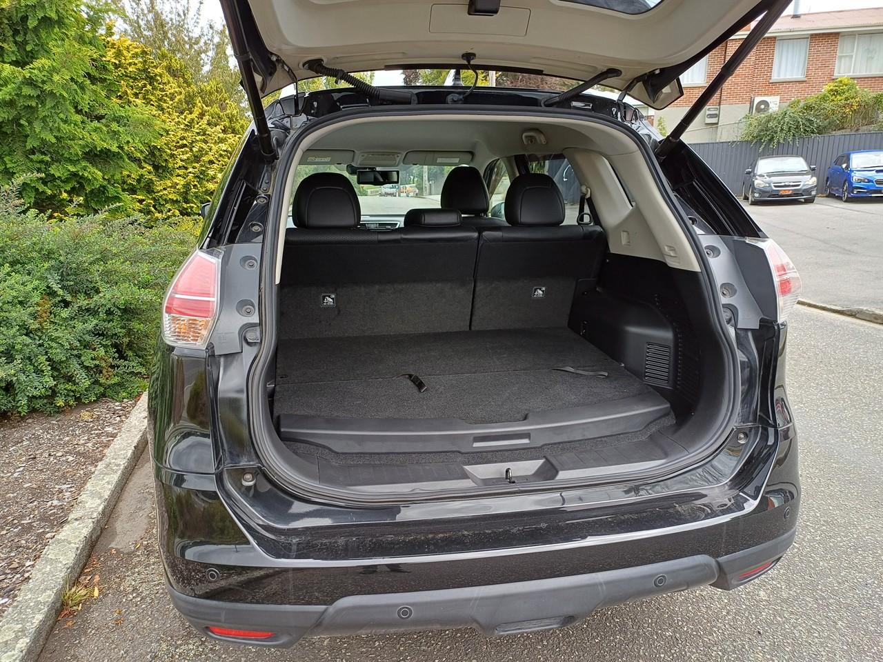 Nissan X-TRAIL 2.0 Hybrid 20X 4WD
