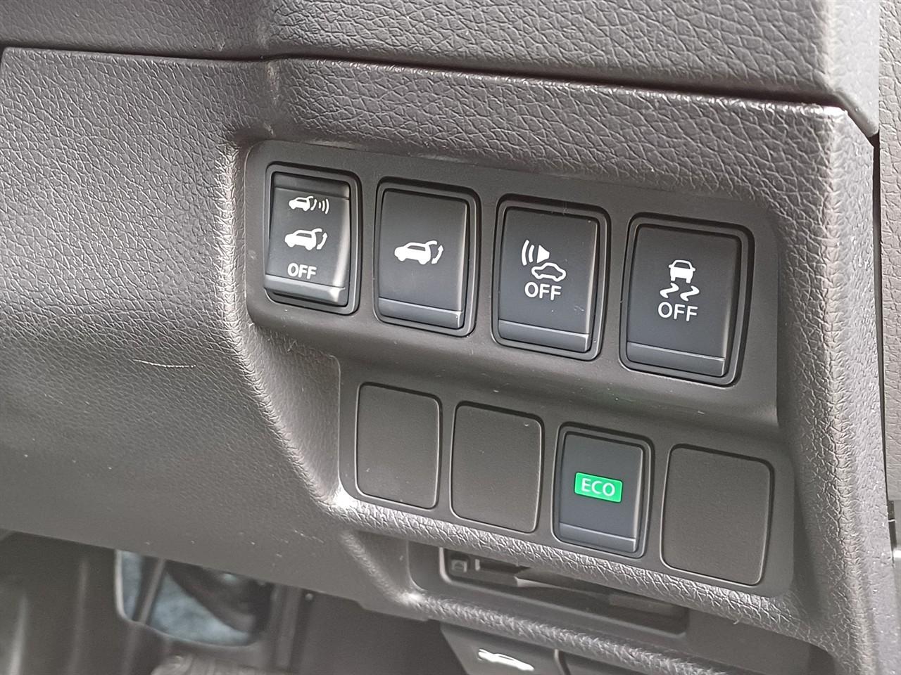 Nissan X-TRAIL 2.0 Hybrid 20X 4WD