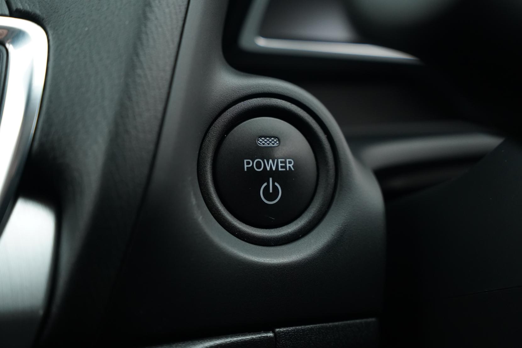 Mazda Axela Hybrid S