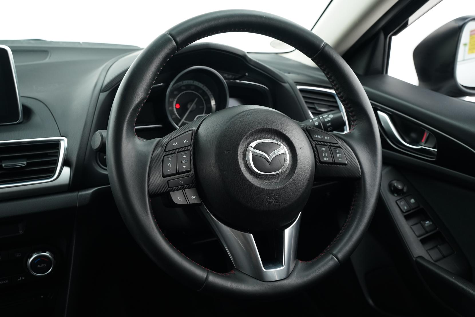 Mazda Axela Hybrid S