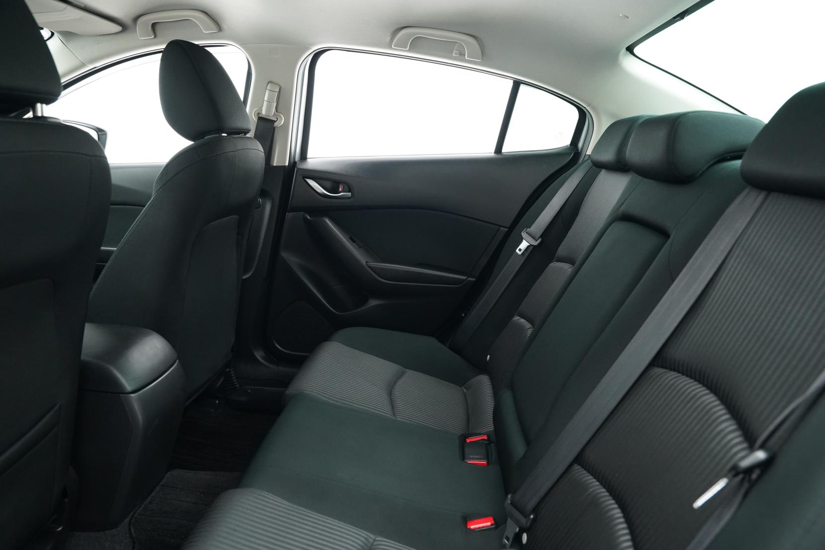 Mazda Axela Hybrid S