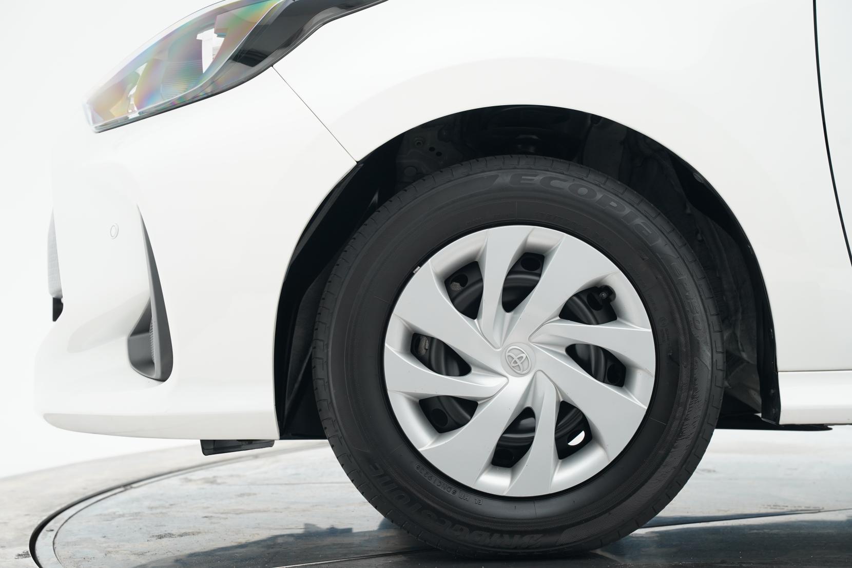 Toyota Yaris 1.5 Hybrid X