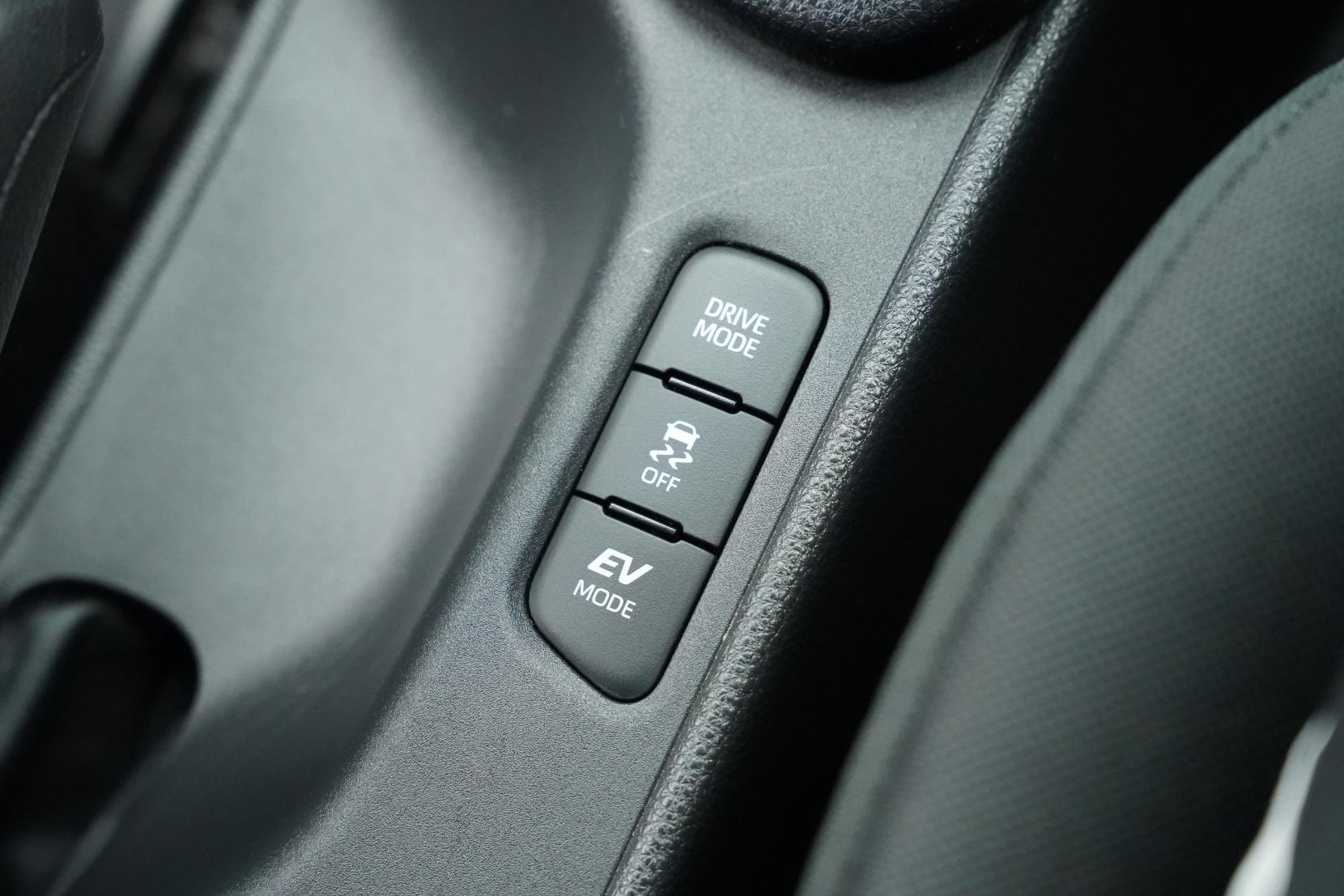 Toyota Yaris 1.5 Hybrid X