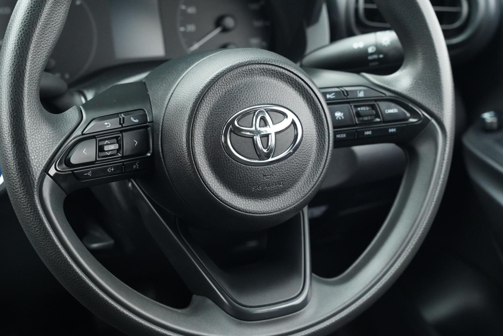 Toyota Yaris 1.5 Hybrid X