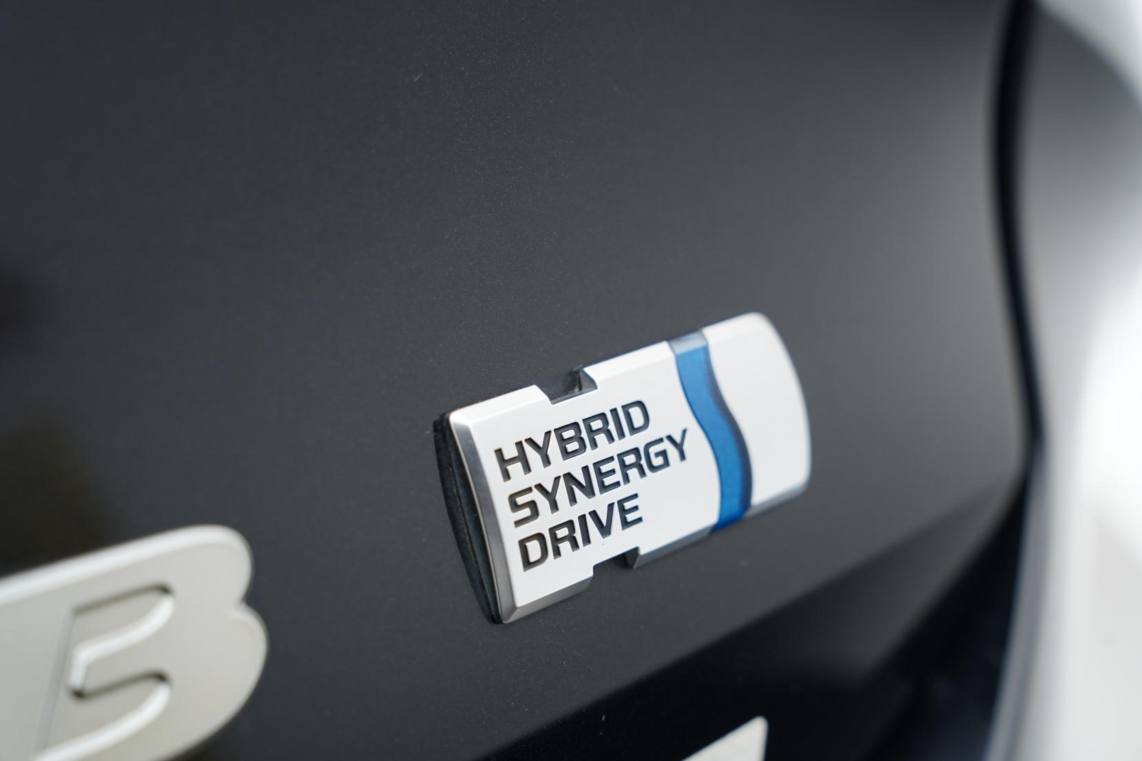 Toyota Corolla 1.8 Touring Hybrid WxB