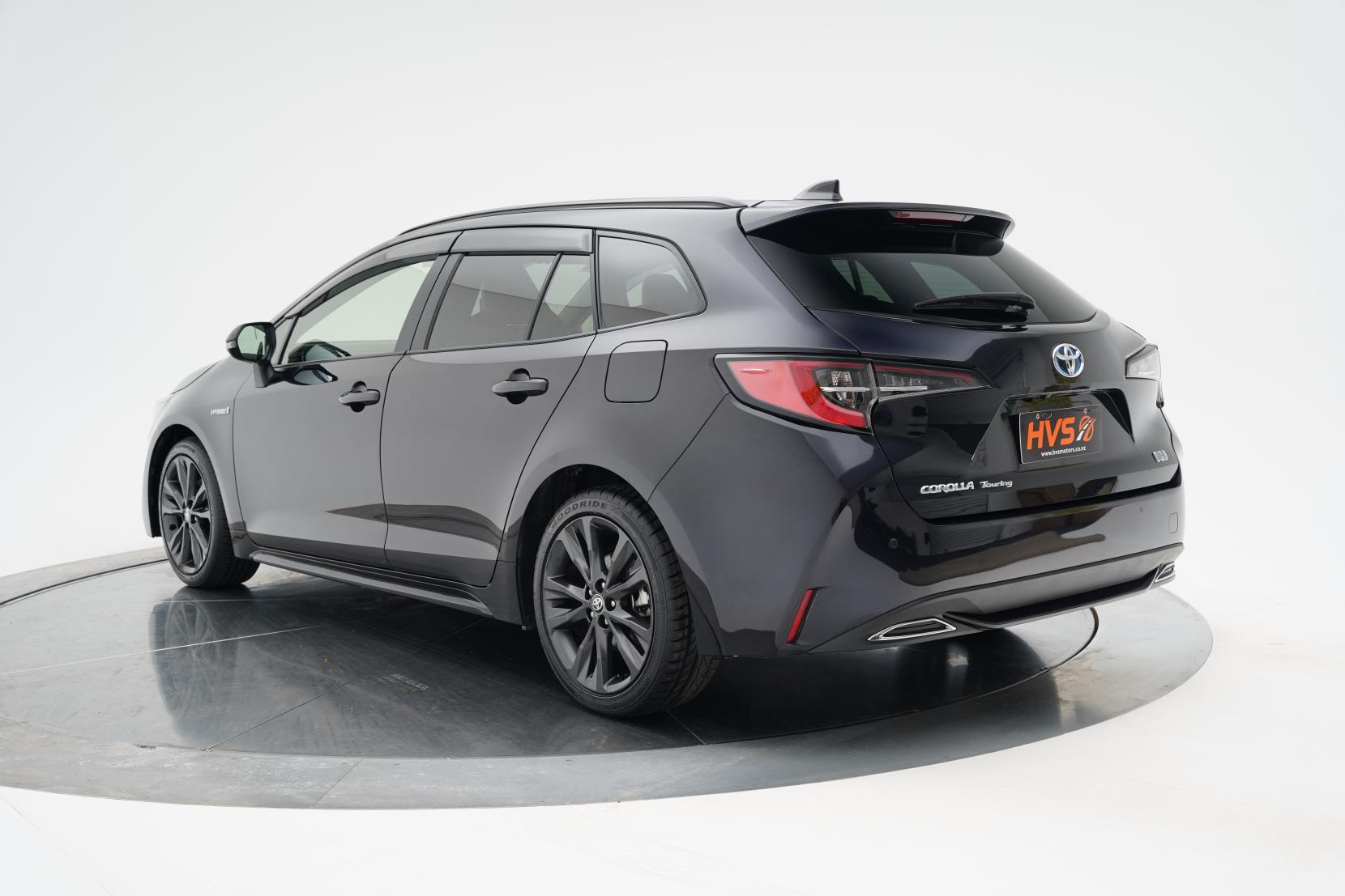 Toyota Corolla 1.8 Touring Hybrid WxB 4WD