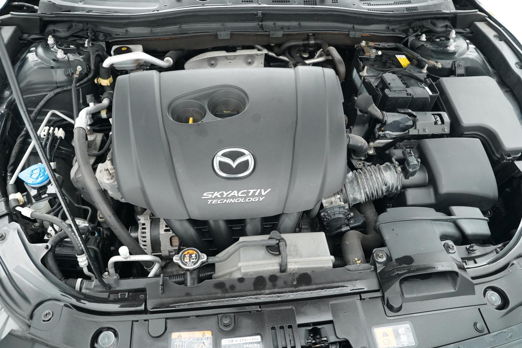 Mazda Axela 2.0 20S Touring