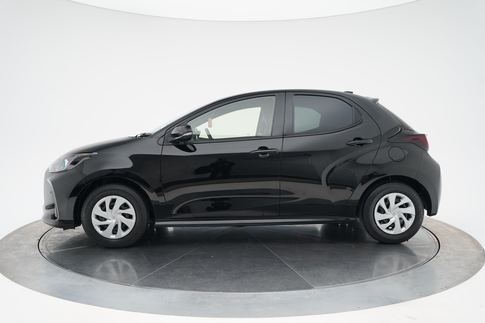 Toyota Yaris 1.5 Hybrid X