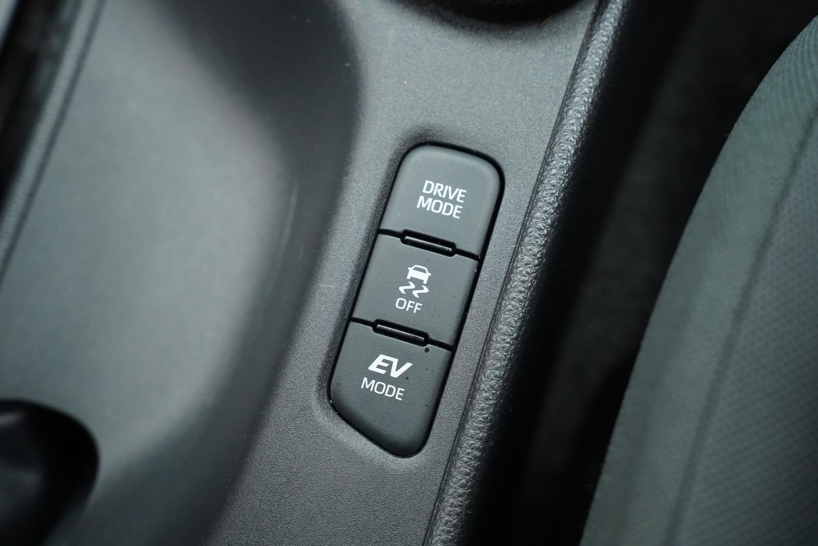 Toyota Yaris 1.5 Hybrid X